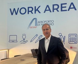 Aeroporto di Palermo: nuove work area multifunzionali per passeggeri in attesa.