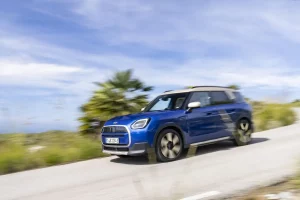 Mini Countryman E: oltre 500 km di autonomia elettrica per un’innovativa guida sostenibile.