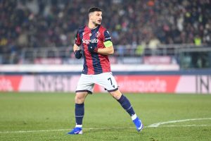 Bologna conquista il tris contro il Maccabi in Europa League, ma si ferma ai play-off.