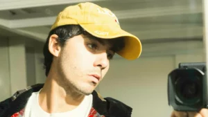 Fulminacci: età, carriera, fidanzata e Instagram del talentuoso artista in gara al Festival.