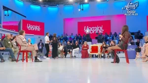 Uomini e Donne riparte su Canale 5 il 7 gennaio 2026. Non perdertelo!