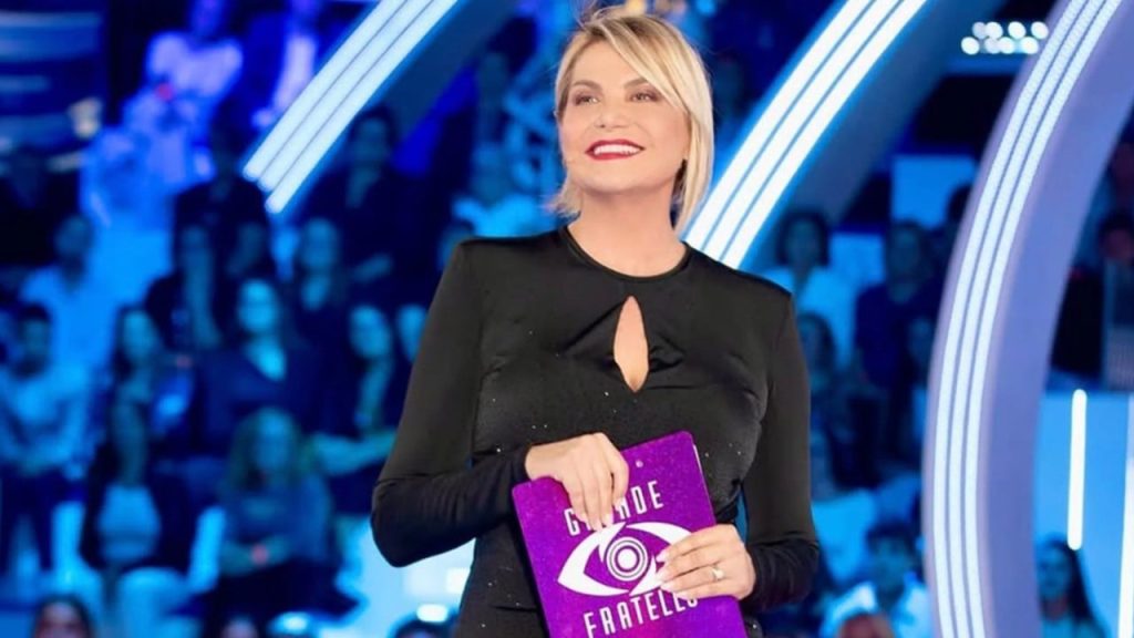 Simona Ventura sul Grande Fratello: ascolti, critiche e futuro del reality. “Risultati non deludenti.”