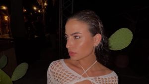 Martina Cardamone di Uomini e Donne: “Ho vissuto un’infanzia che mi ha fatta crescere in fretta”.