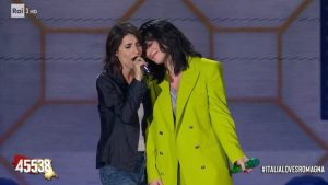 Sanremo 2026: Laura Pausini e Giorgia in un attesissimo duetto? Ecco le anticipazioni.