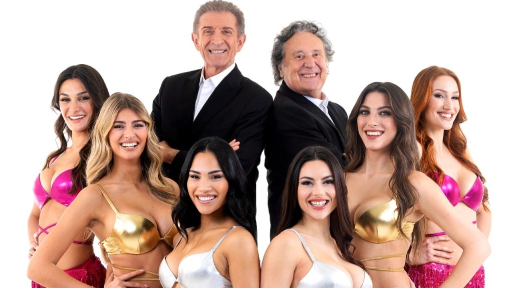 Striscia la Notizia: svelate le sei nuove veline del programma! Ecco i nomi.