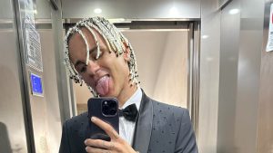 Samurai Jay: Età, Fidanzata e Carriera del Cantante in Gara al Festival.