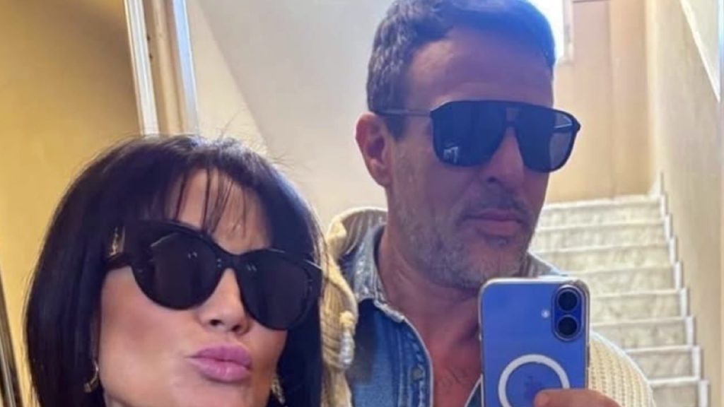 Gloria Nicoletti attacca: l’ex dama esprime il suo disappunto in un’intervista.