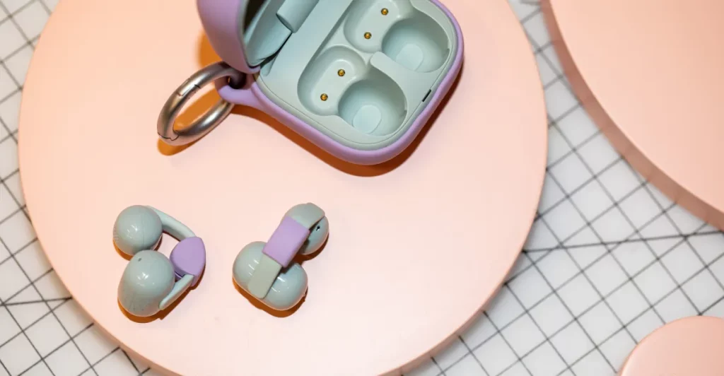 Sony LinkBuds Clip: auricolari aperti che non impressionano nel panorama competitivo.