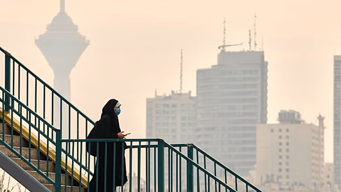Crisi idrica e inquinamento in Iran: le proteste nazionali per la degradazione ambientale.