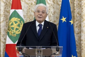 Mattarella: “La Giornata dell’Educazione celebra l’importanza dei giovani nel nostro futuro.”