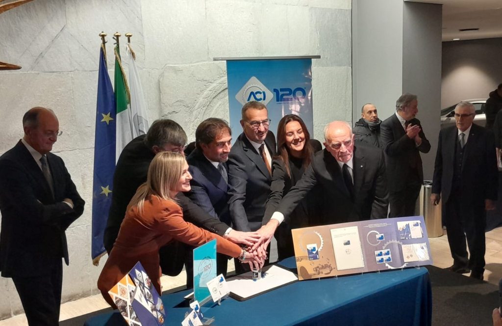 A Torino si concludono i festeggiamenti per i 120 anni dell’Aci.