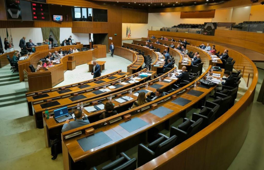 Sardegna approva la Finanziaria 2026: nuovi investimenti e sviluppo regionale in arrivo.