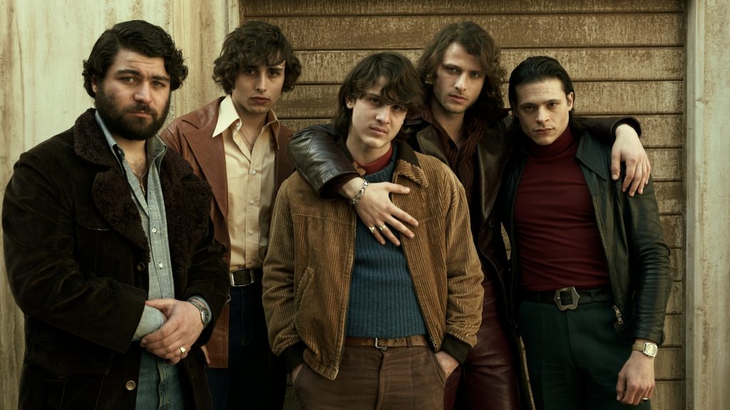 Gomorra – Le Origini: anticipazioni e prime immagini da Sky sulla serie attesissima.