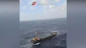 Guardia Costiera Toscana: soccorso della nave “Master Nasser” in emergenza marittima.