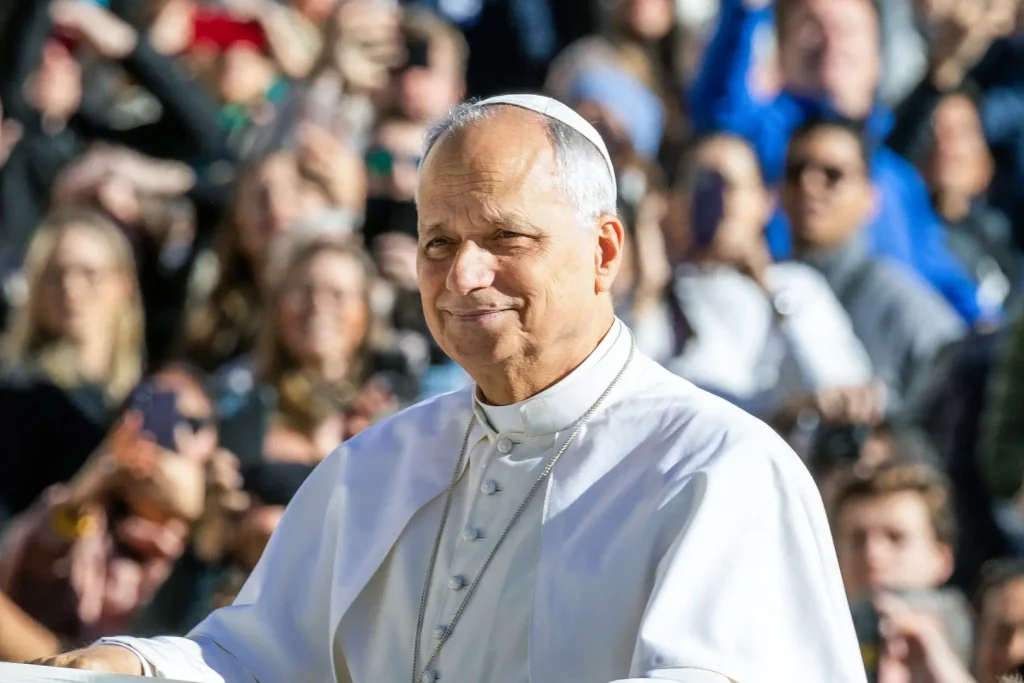 Papa Leone: Sostegno ai sofferenti a Crans Montana e richiesta di stato di diritto in Venezuela.