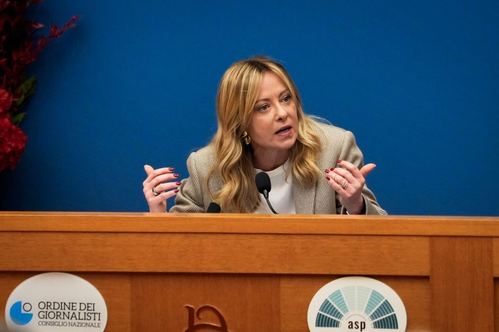 Meloni: &ldquo;Niente azioni Usa in Groenlandia, importante dialogo Ue-Russia sull&rsquo;Ucraina&rdquo;