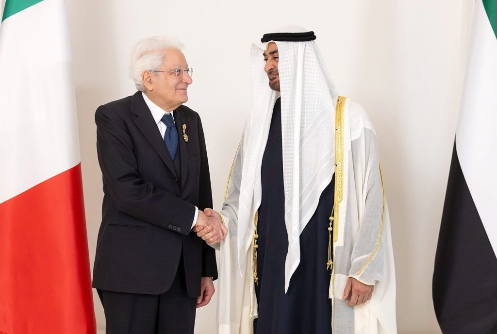 Mattarella e Al Nahyan: incontro per una collaborazione concreta negli Emirati Arabi. Video esclusivo.