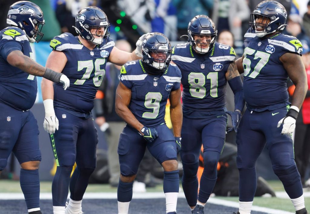 Super Bowl LX: Seattle Seahawks sfidano i New England Patriots in un atteso scontro.