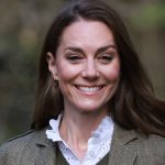 Kate Middleton celebra il 44° compleanno rompendo la tradizione reale e riflettendo sulla vita.