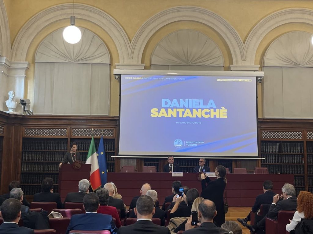 Visione Turismo: Santanchè invita a valorizzare e promuovere la bellezza italiana come prodotto