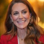 Kate Middleton rivela divertenti verità su George durante la reception di rugby femminile.