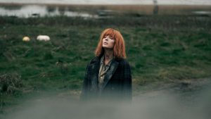 Under Salt Marsh: Esplora i segreti delle paludi con Keilly Reilly nel nuovo thrilling.