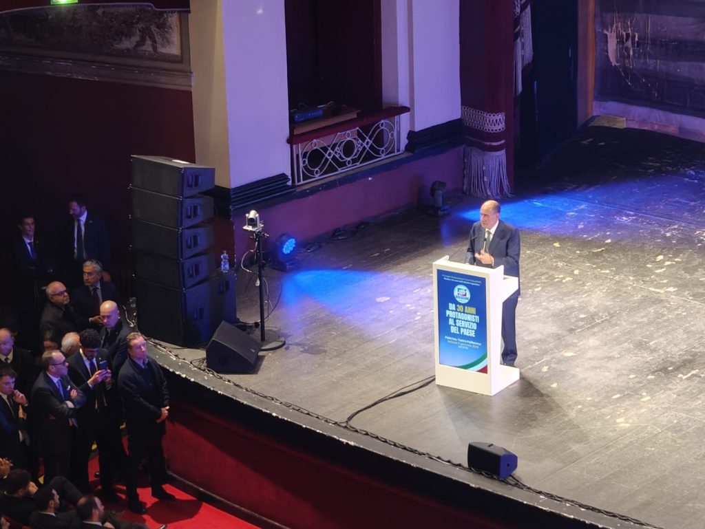 La Sicilia avanza grazie al governo forte di Forza Italia.