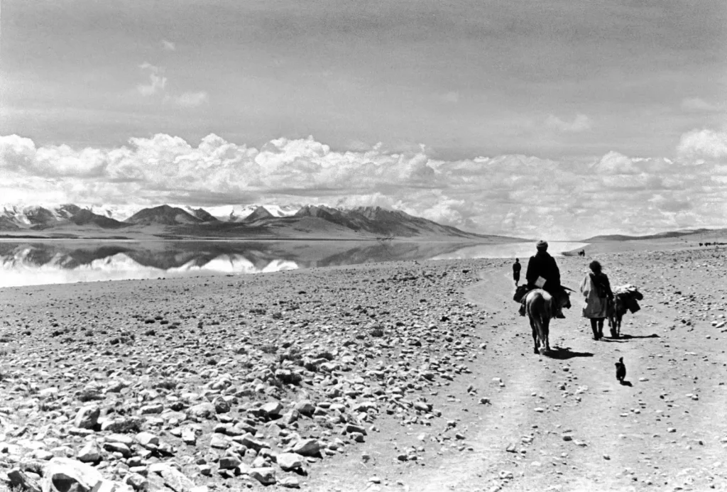 Fosco Maraini: prima grande mostra monografica all’Istituto Italiano di Cultura Londra