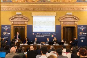 Biocontrollo e bioprotezione: fondamentali per un’agricoltura sostenibile e responsabile.