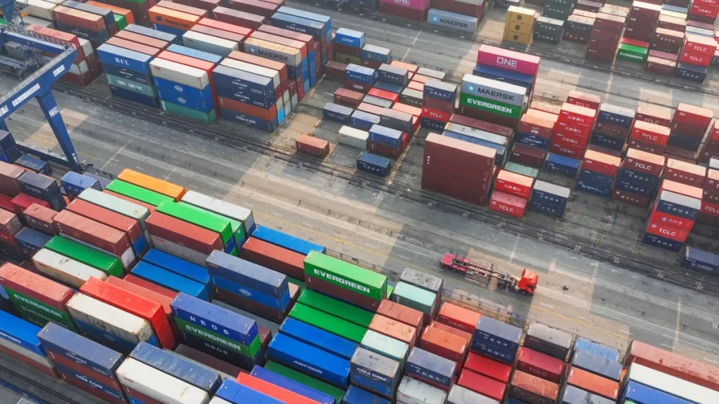 Azienda cargo americana ha esposto pubblicamente i suoi sistemi di spedizione e dati clienti.