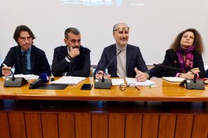 Natuzzi, Decaro: “Il lavoro è la priorità dell’amministrazione regionale in Puglia”