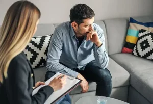 Cosa Provo con un Cuore Spezzato: Dolori Emotivi e Sintomi Fisici