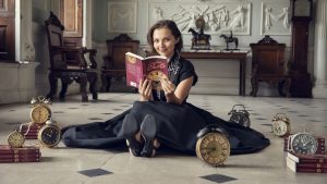 Agatha Christie: I sette quadranti dove le ragazze risolvono omicidi con astuzia e divertimento