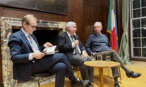 Trump: strategia o istinto? Molinari e Kupchan a New York per “La scossa globale”.