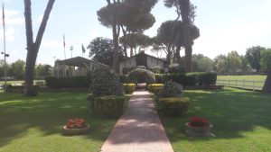 Nuovo maneggio coperto inaugurato al Roma Polo Club: un spazio innovativo per gli amanti dell’equitazione.