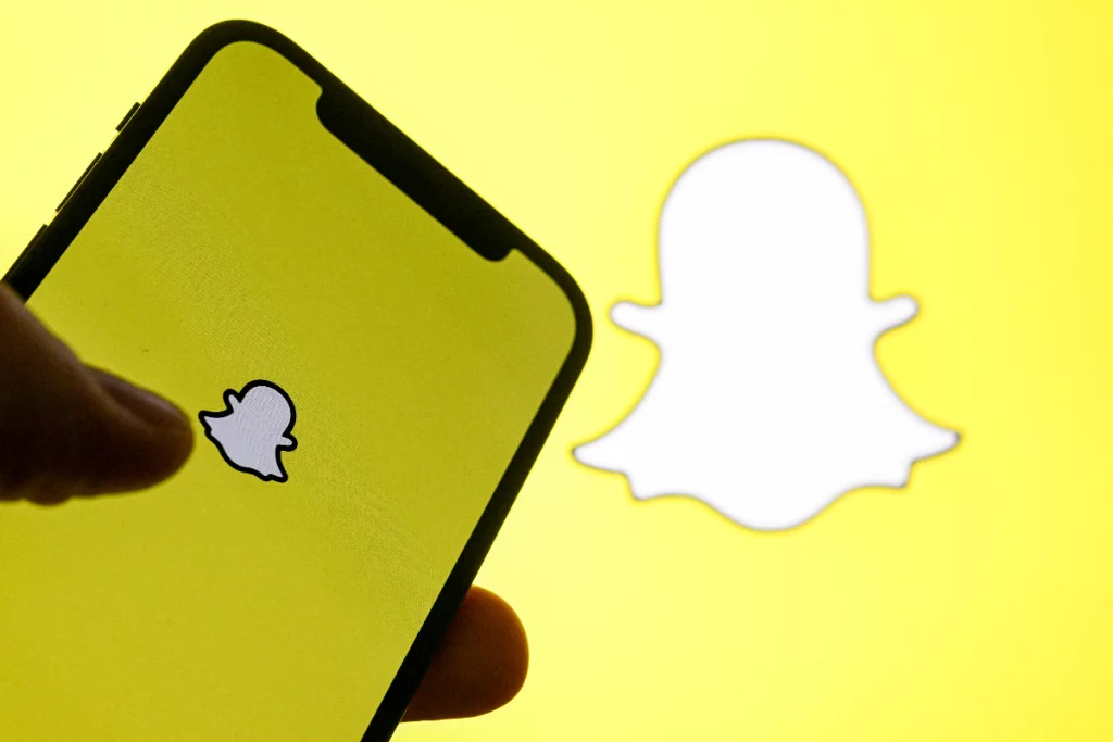 Snap raggiunge un accordo nella causa per dipendenza dai social media.