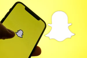 Snap raggiunge un accordo nella causa per dipendenza dai social media.