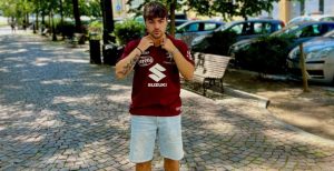 Tragedia a Torino: Davide Borgione derubato e ignorato mentre moriva sull’asfalto.