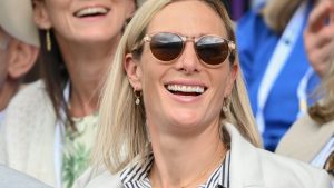 Zara Tindall ci ispira con il suo outfit per lo shopping in Australia, vogliamo l’estate!