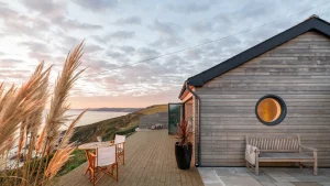 I 13 migliori Airbnb con sauna nel Regno Unito per un soggiorno rilassante.