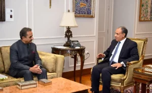 Egitto e India intensificano collaborazione economica e investimenti per un futuro prospero.