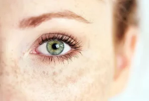 Rimedi naturali efficaci per far crescere le ciglia rapidamente e naturalmente