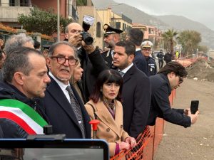 Maltempo in Sicilia: La Russa visita i comuni colpiti e richiama agli aiuti urgenti.