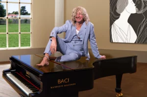 ESCLUSIVA | Intervista a Maurizio Mastrini: “Lavorare con Luis Bacalov è stato bellissimo. Pupi Avati mi ha fatto i complimento per il mio lavoro, ma oggi sogno una candidatura all’Oscar”