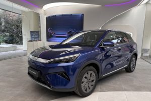 Atto 3 Evo di Byd: autonomia potenziata e prestazioni sportive al top.