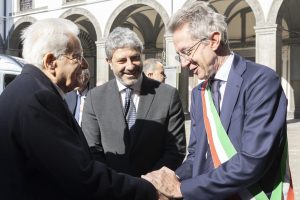 Mattarella inaugura l’anno formativo della Scuola Superiore della Magistratura a Napoli: guarda il video.