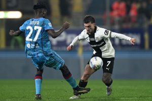 Parma e Cagliari si dividono la posta: 1-1 con gol di Folorunsho e Oristanio.