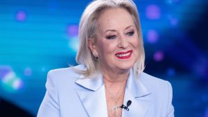 Carolyn Smith a Verissimo: “Affronto con forza la mia battaglia contro il cancro.”