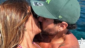 Roberta Di Padua e Alessandro Vicinanza festeggiano il loro secondo anniversario a Uomini e Donne!