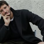 Sanremo 2027: Stefano De Martino potenziale sostituto di Carlo Conti, con Antonella Clerici in corsa.